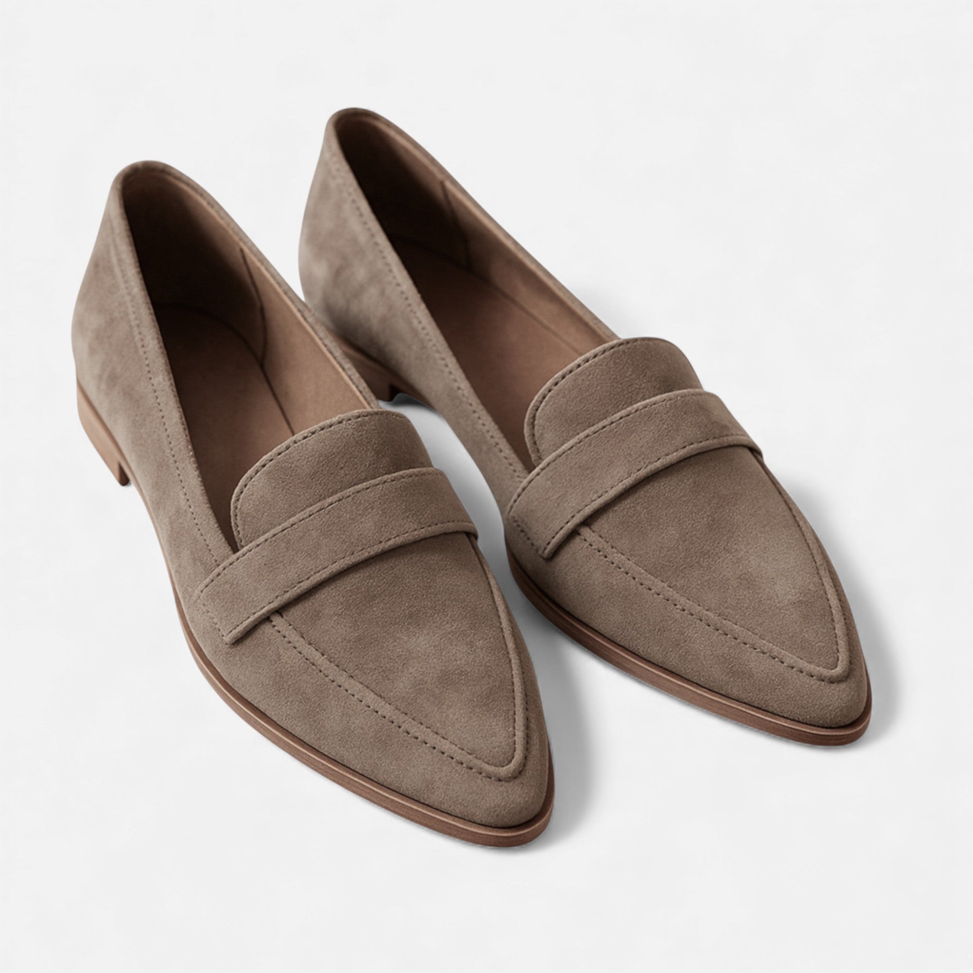 Lunéaya | Women’s Pointed‑Toe Loafers