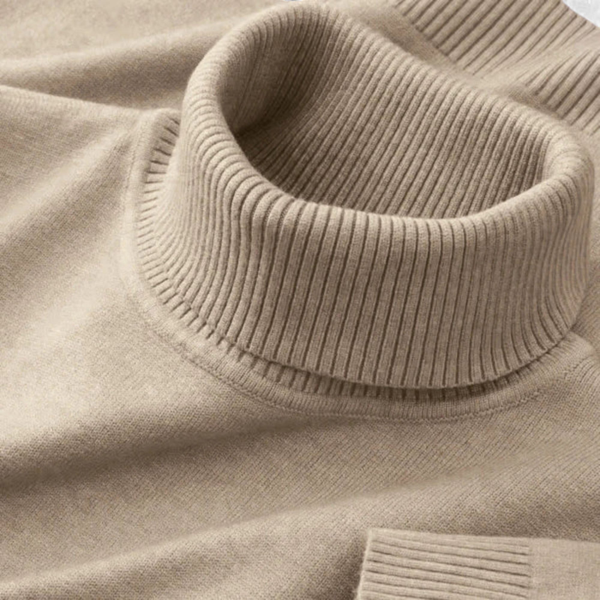 Lunéaya | Men's Roll-Neck Sweater