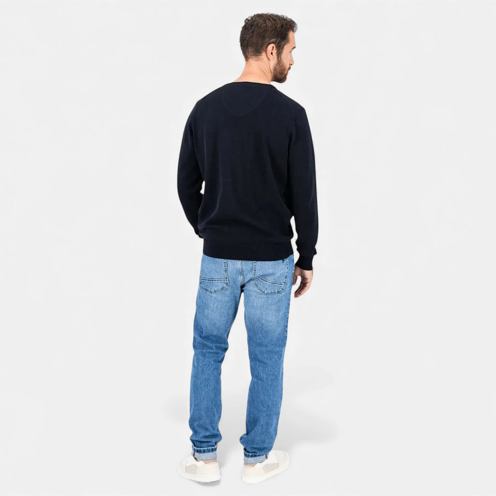 Lunéaya | Men’s V-Neck Sweater