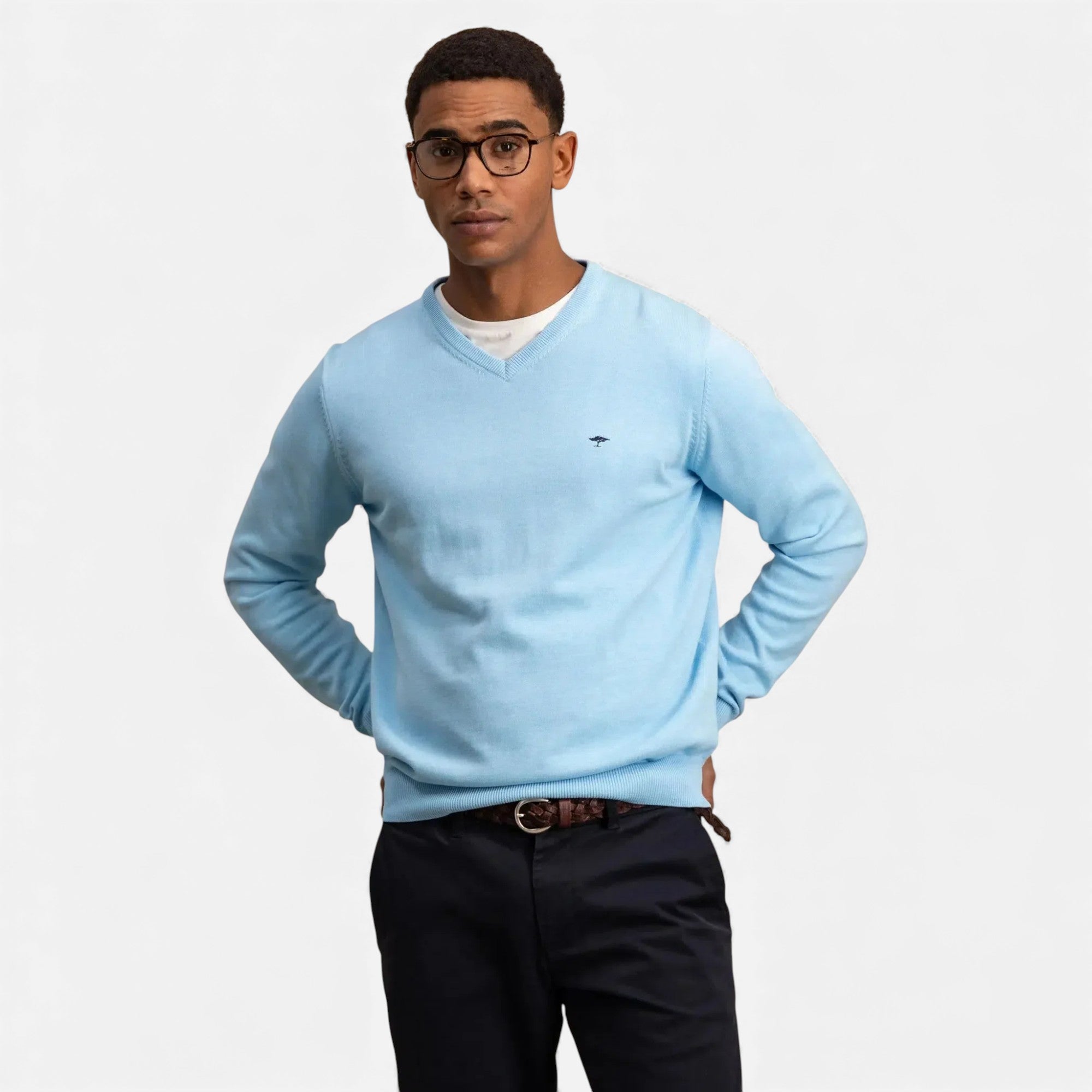 Lunéaya | Men’s V-Neck Sweater
