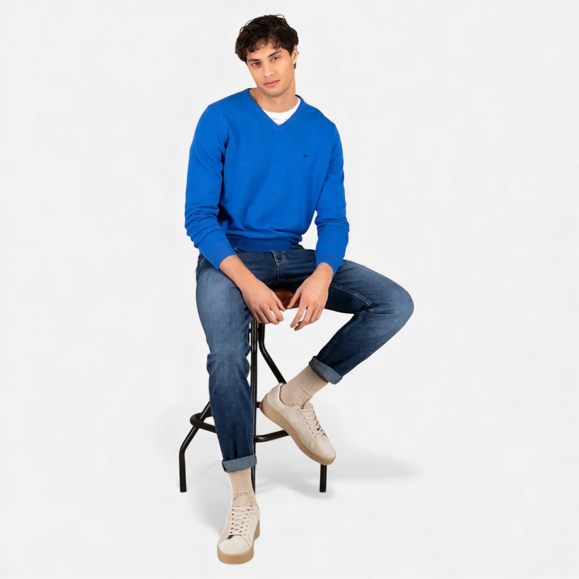 Lunéaya | Men’s V-Neck Sweater